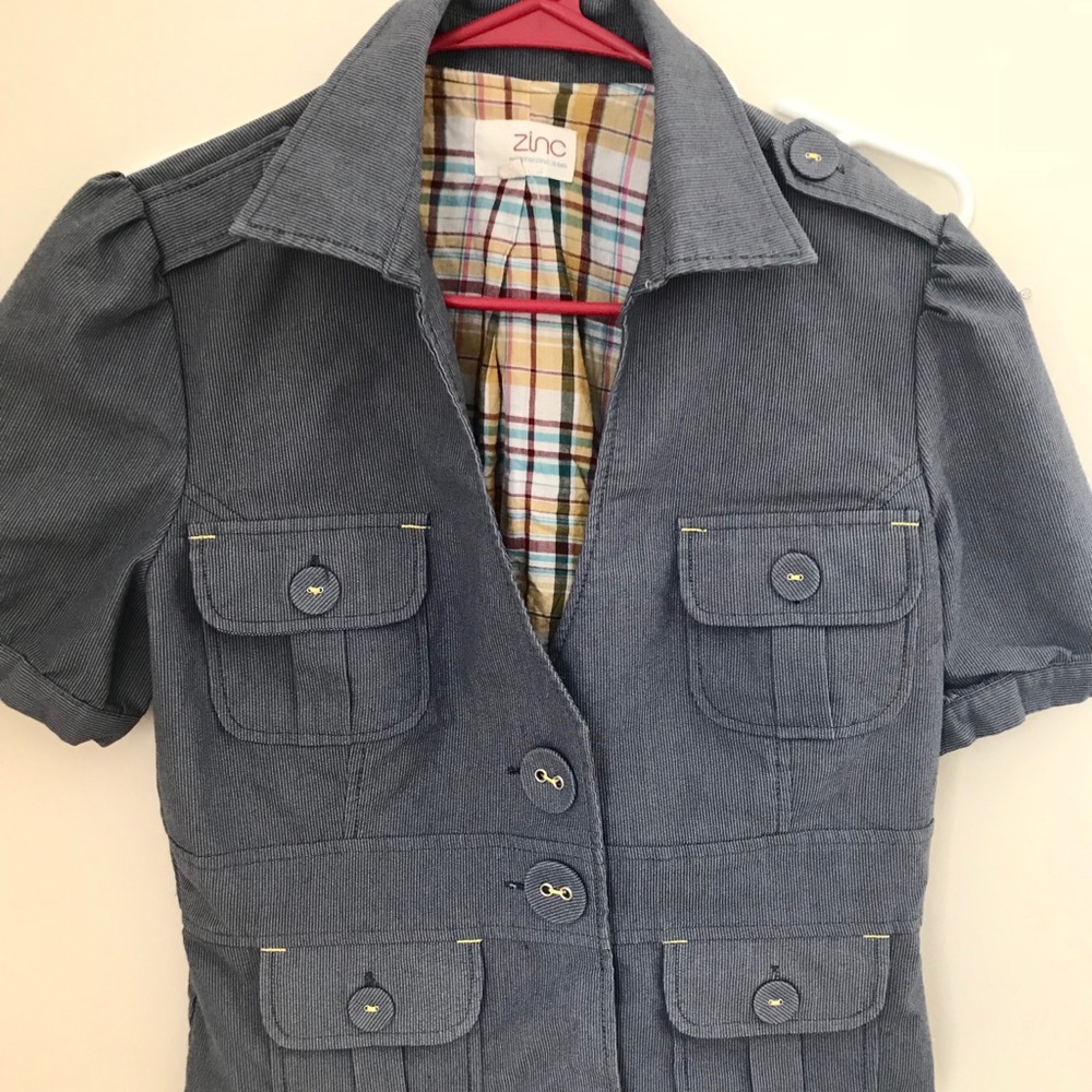 Woman’s Cloth Button Spring Jacket - Picture 2 of 4